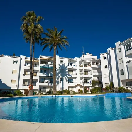 Palmeras 72 Menyber Apartment *